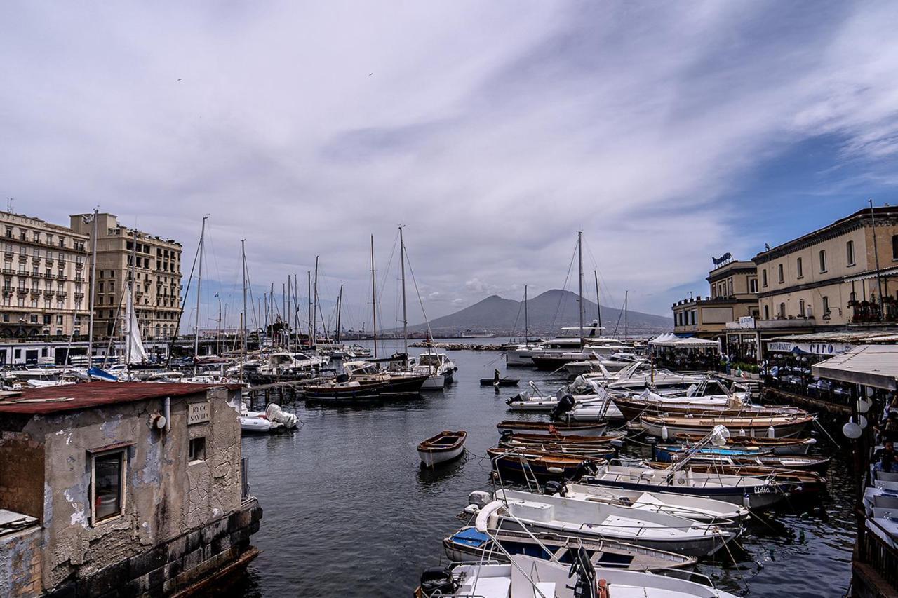 Greros H. Rooms Napoli Centro By Clapa Group Dislocated Hospitality ภายนอก รูปภาพ